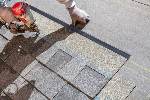 Best Flat Roof Repair Services  in Woodland, WA